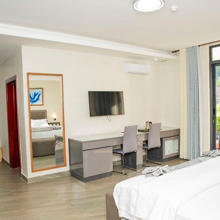 Grazia Apartment Hotel Кигали Экстерьер фото