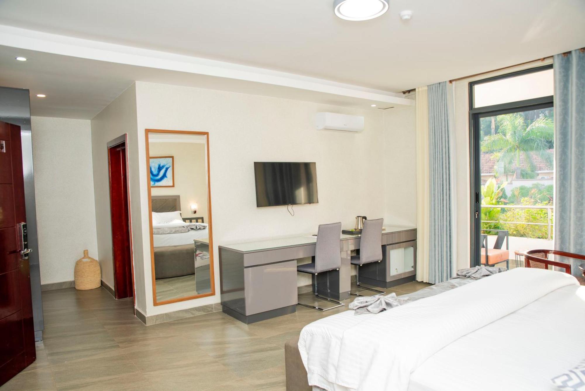 Grazia Apartment Hotel Кигали Экстерьер фото