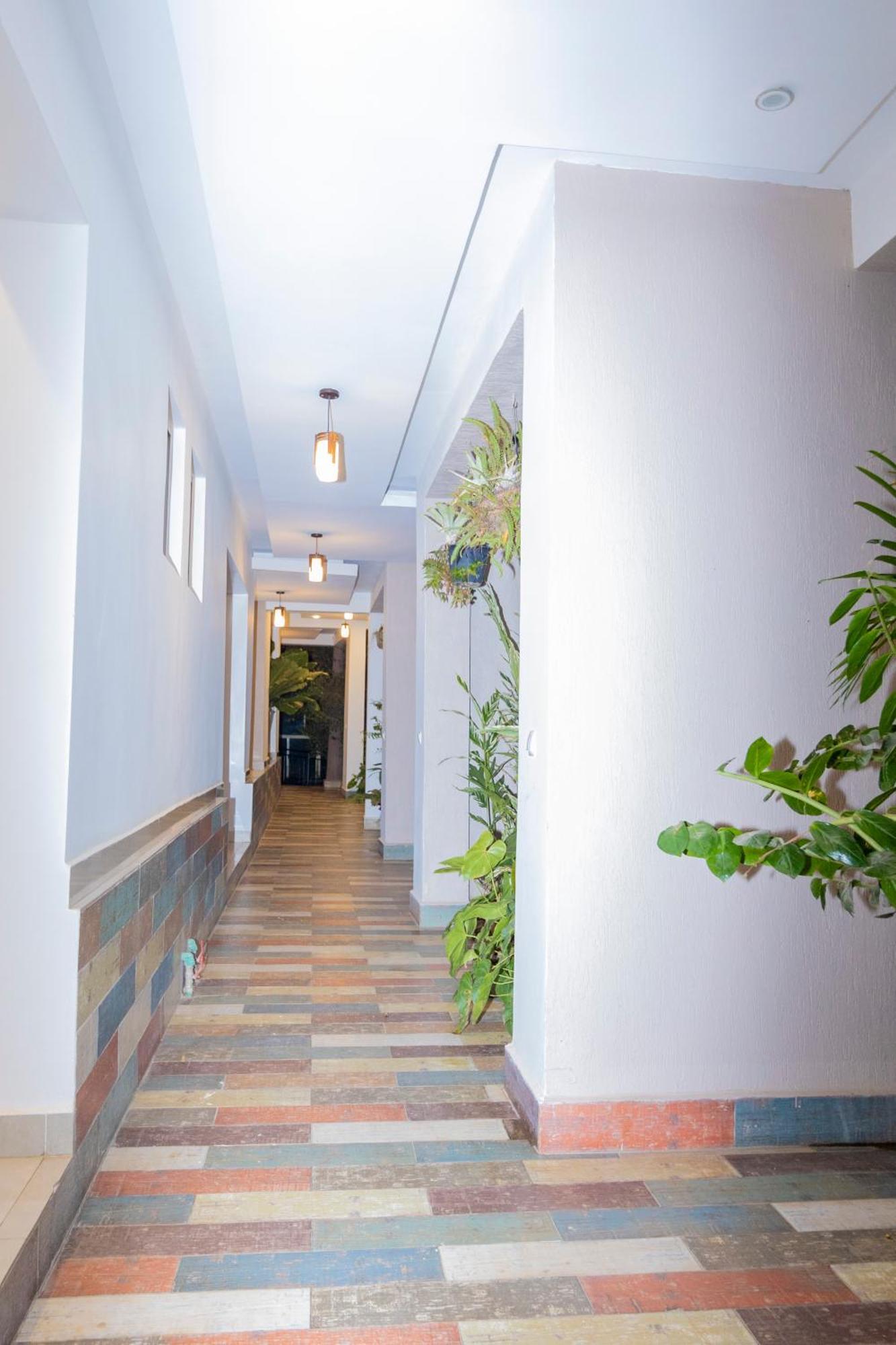Grazia Apartment Hotel Кигали Экстерьер фото