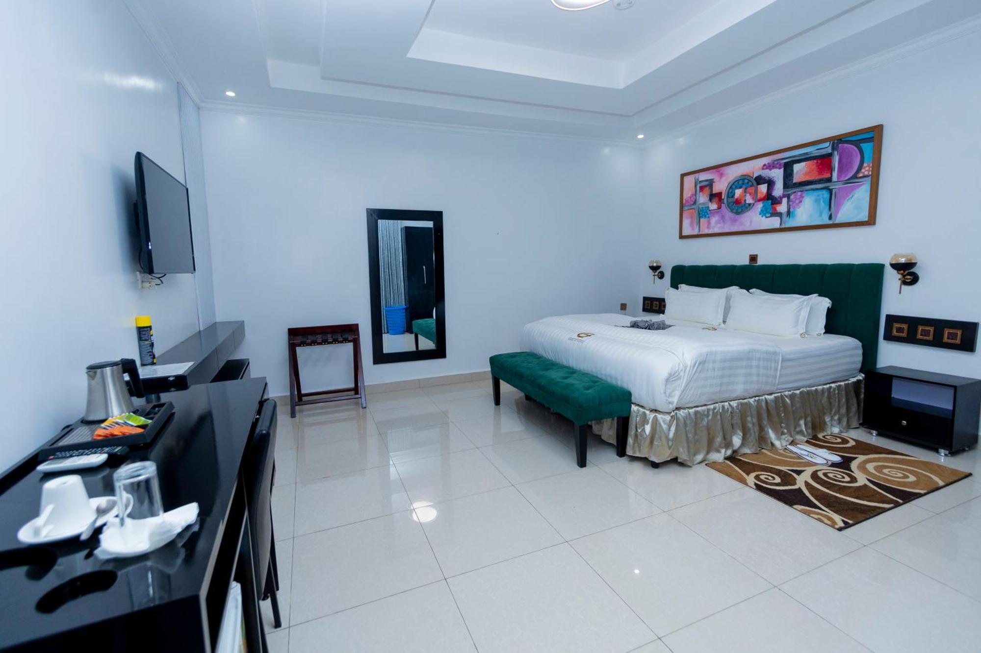 Grazia Apartment Hotel Кигали Экстерьер фото