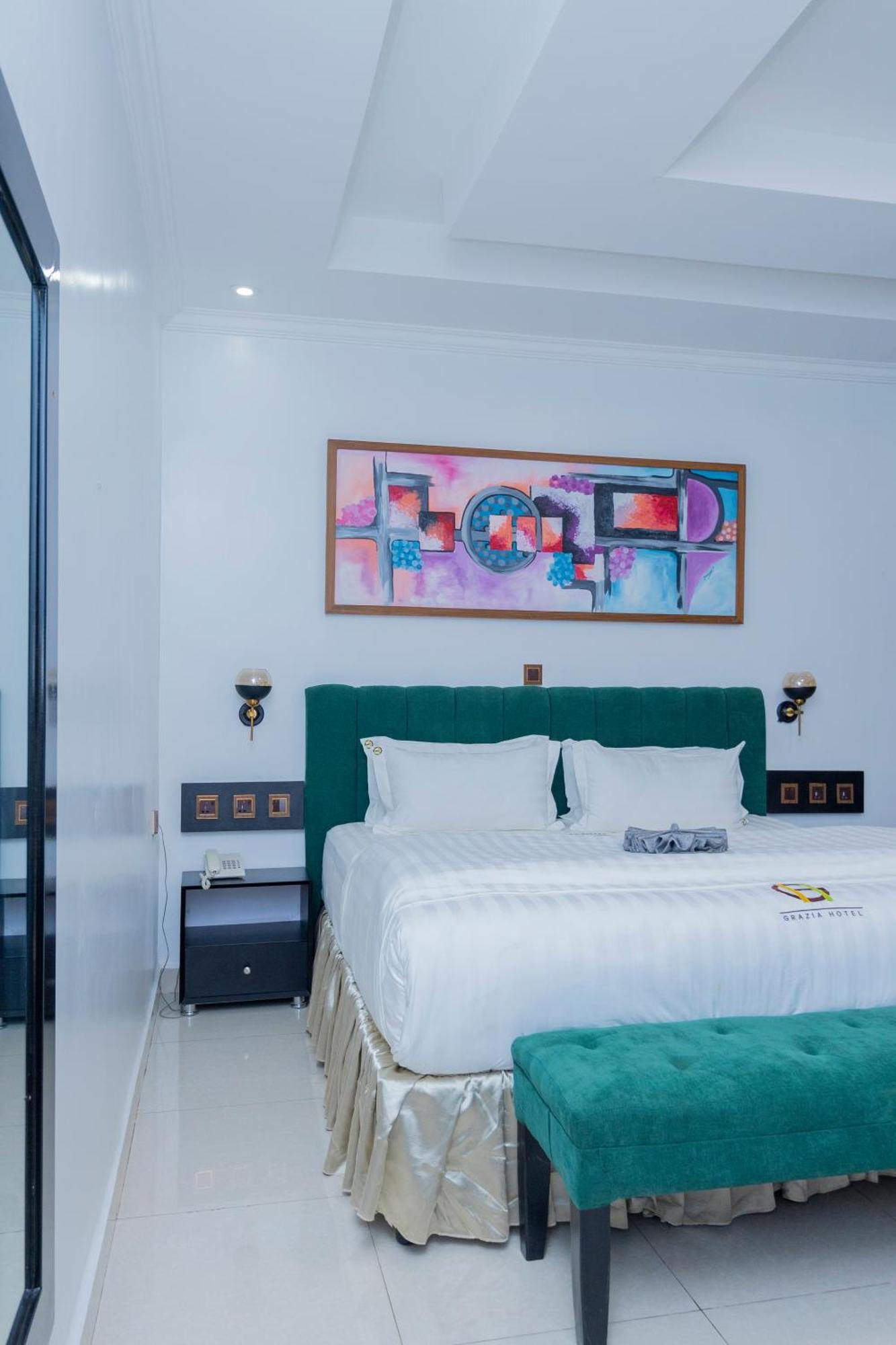 Grazia Apartment Hotel Кигали Экстерьер фото