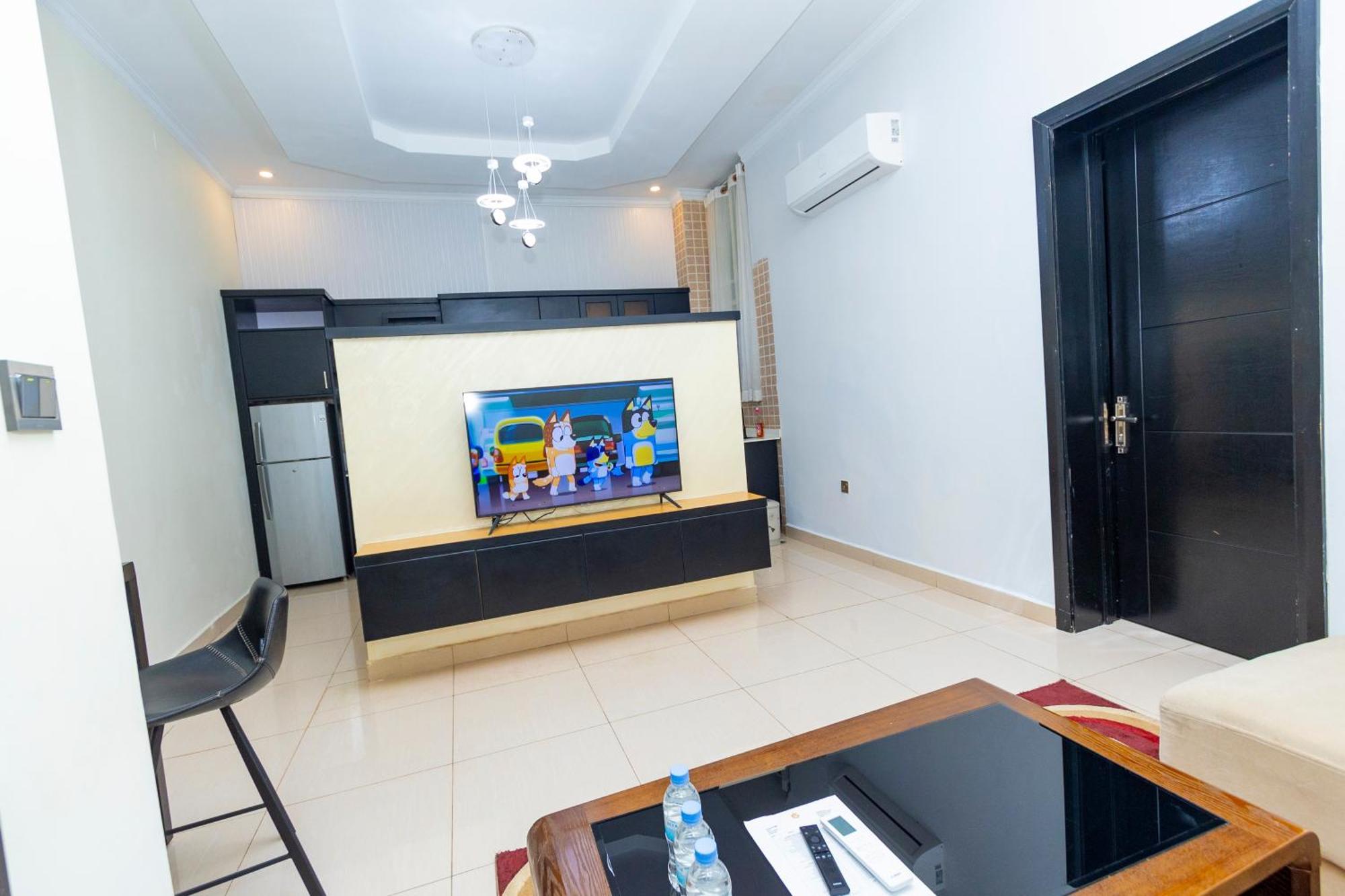 Grazia Apartment Hotel Кигали Экстерьер фото